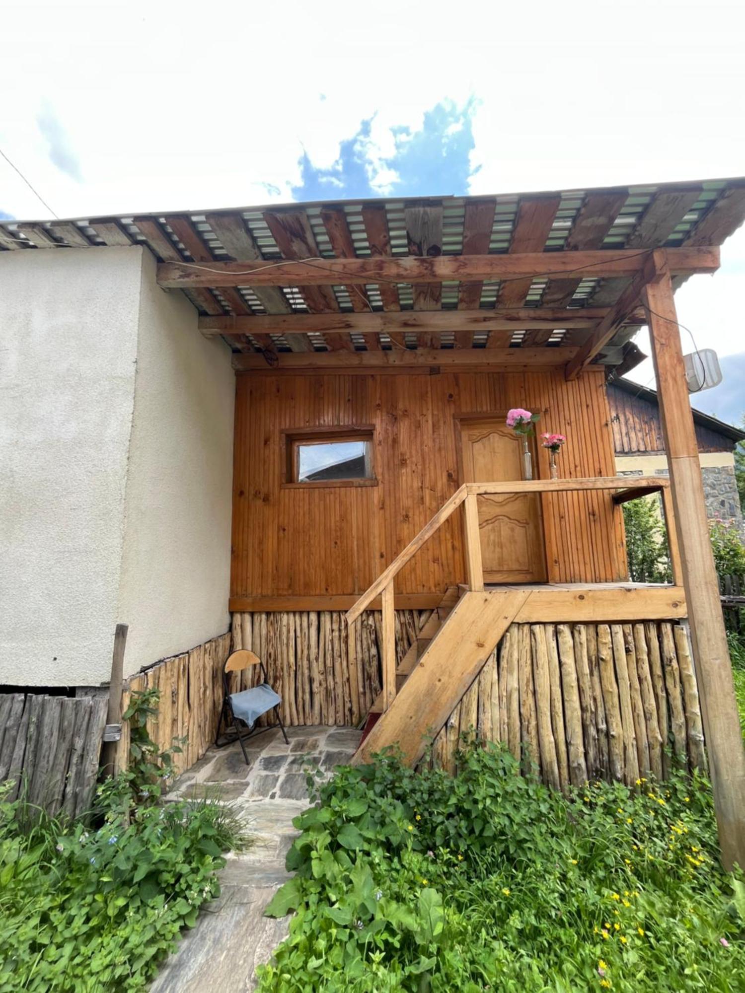 Wooden House Villa Mestia Luaran gambar